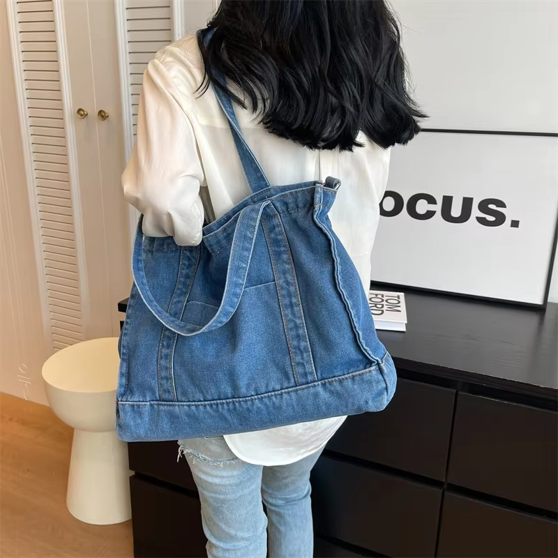 model Lady Blue Crossbody Canvas Bag: Zipper Detachable Shoulder Strap