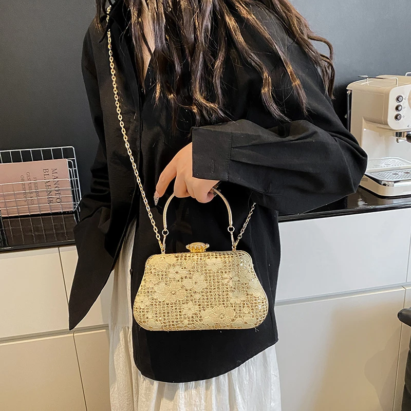 Wholesale Luxury PU Flower Pattern Clutch Bag Model Effect